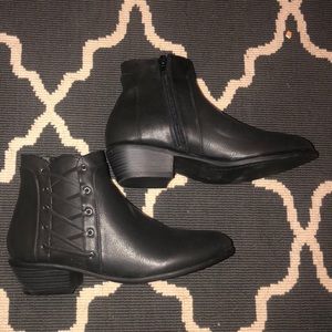 Charlotte Russe Black Booties. Size 6